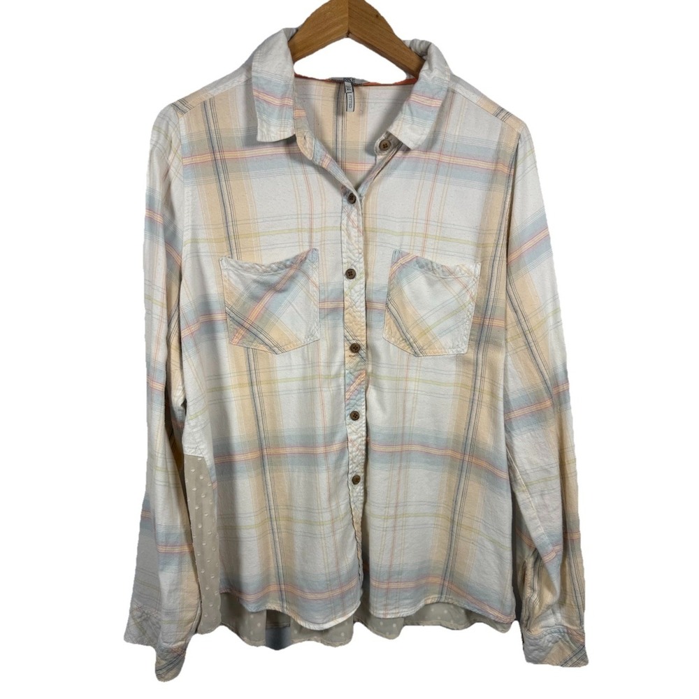BKE Boutique Women XL Plaid Button Up Shirt Boho Peplum Back Flowy Top